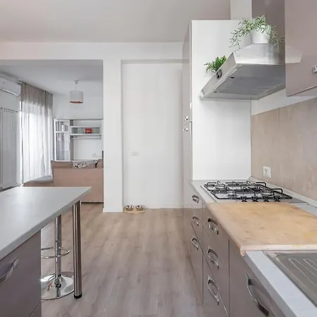 Cozy Appartament 1 Min From New Mm4 Argonne Milan Exterior photo
